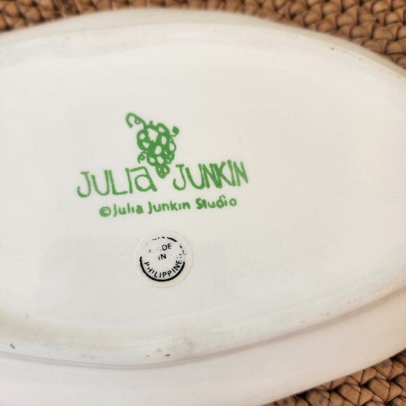 Julia Junkin oval appetizer plates set of 2 Cream w/ black olive & branch print - Picture 7 of 8